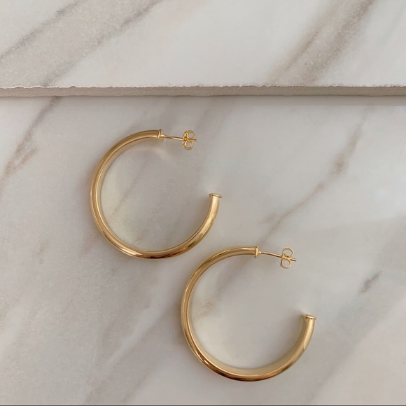 Vestry Hoops | 18k Gold Filled - Picture 2 of 7